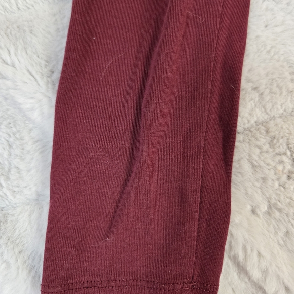 Women's Burgundy Long Sleeve Top - Picture 3 of 6